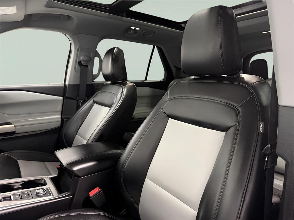 used 2022 Ford Explorer car, priced at $24,658