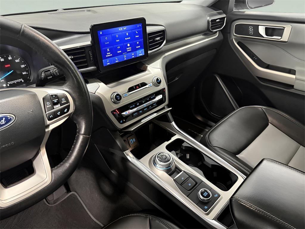 used 2022 Ford Explorer car, priced at $24,658