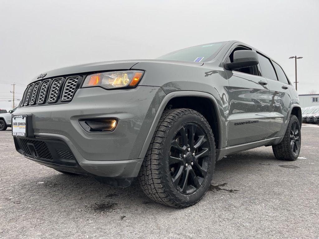 used 2020 Jeep Grand Cherokee car, priced at $20,040
