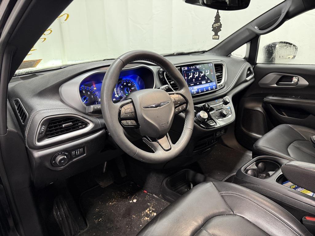 used 2022 Chrysler Pacifica car, priced at $32,715