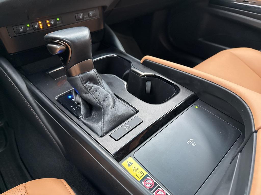 used 2023 Lexus ES 350 car, priced at $35,924