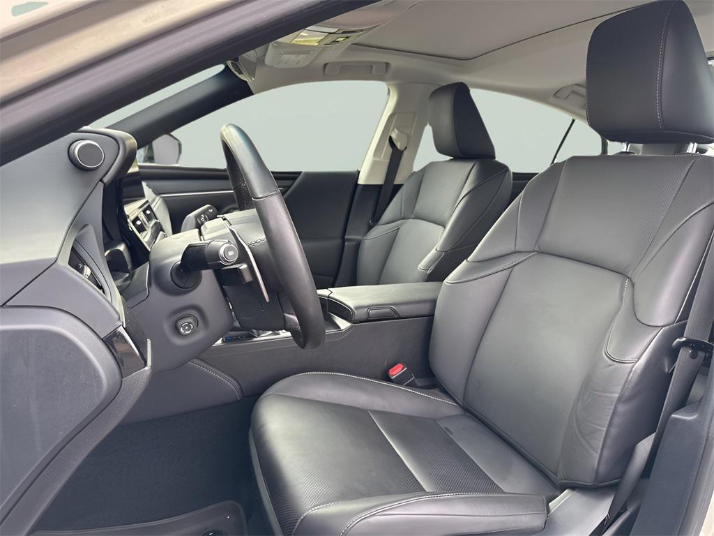 used 2024 Lexus ES 350 car, priced at $36,931