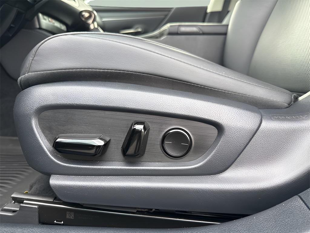 used 2024 Lexus ES 350 car, priced at $36,931