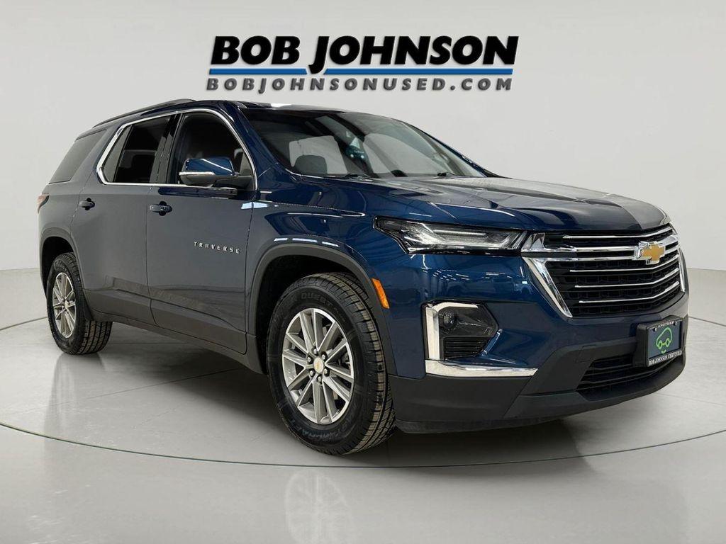 used 2023 Chevrolet Traverse car, priced at $31,000