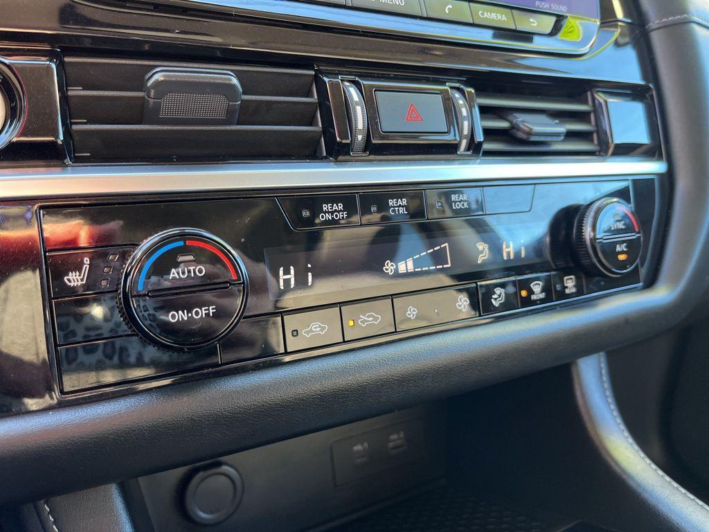 used 2024 Nissan Pathfinder car, priced at $32,199