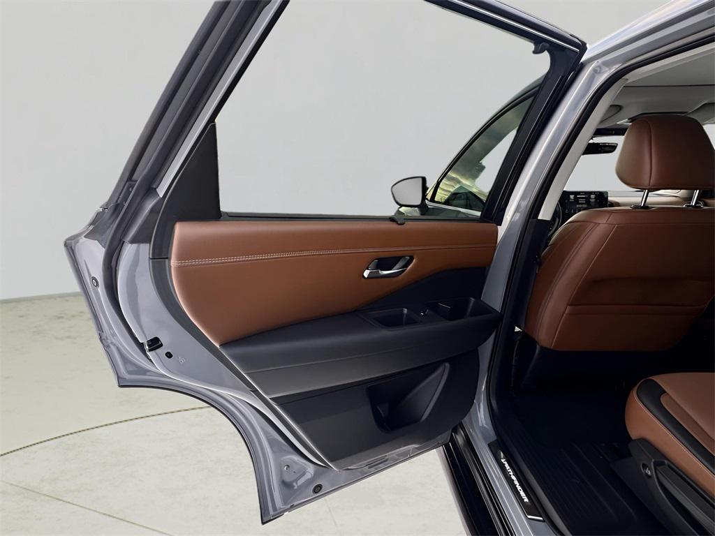 used 2023 Nissan Pathfinder car, priced at $34,427