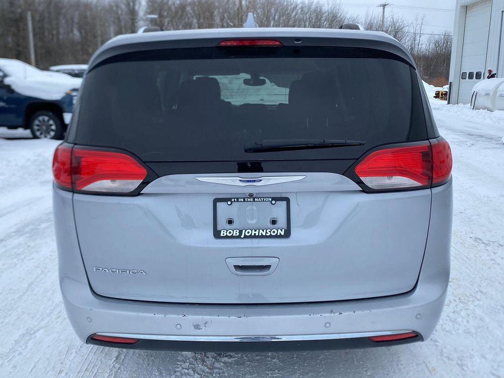 used 2020 Chrysler Pacifica car, priced at $18,600