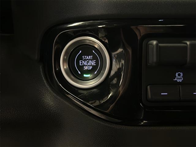 2022 Glacier Blue Metallic Chevrolet Silverado 1500