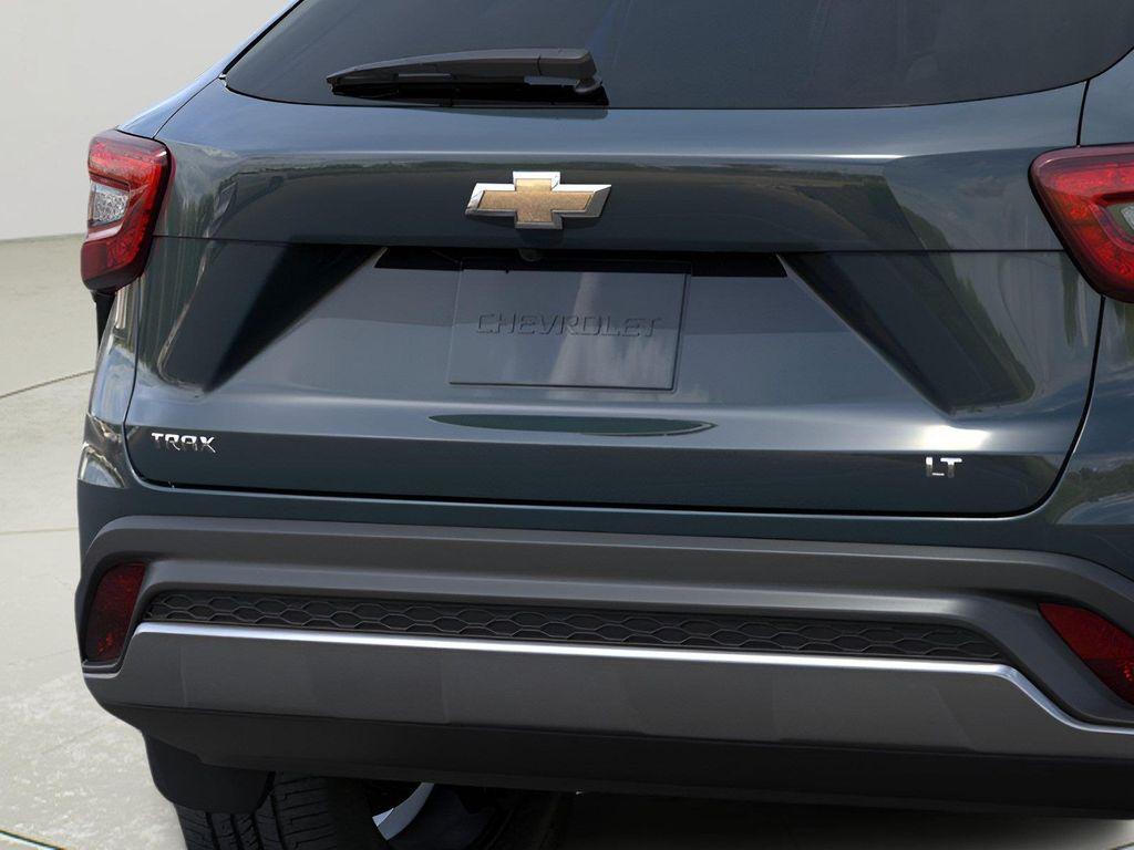 used 2026 Chevrolet Trax car, priced at $24,324