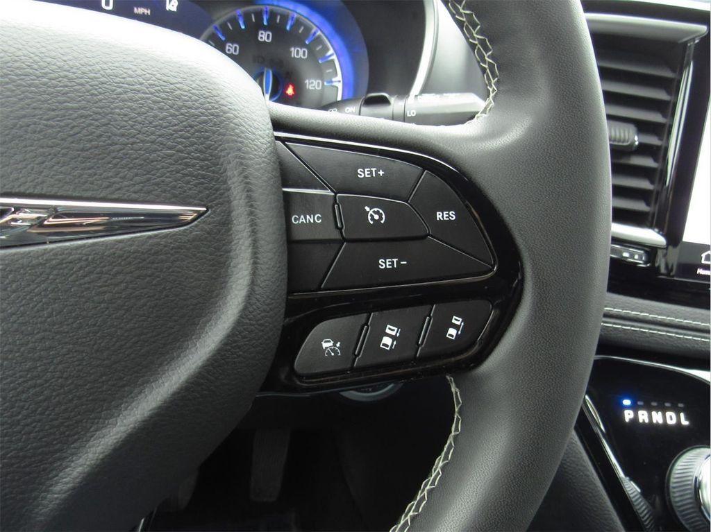 used 2022 Chrysler Pacifica car, priced at $30,577