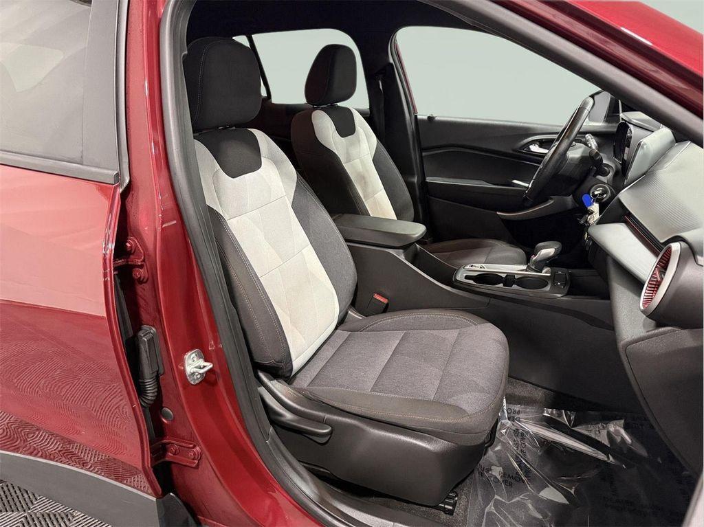 used 2024 Chevrolet Trax car, priced at $20,900