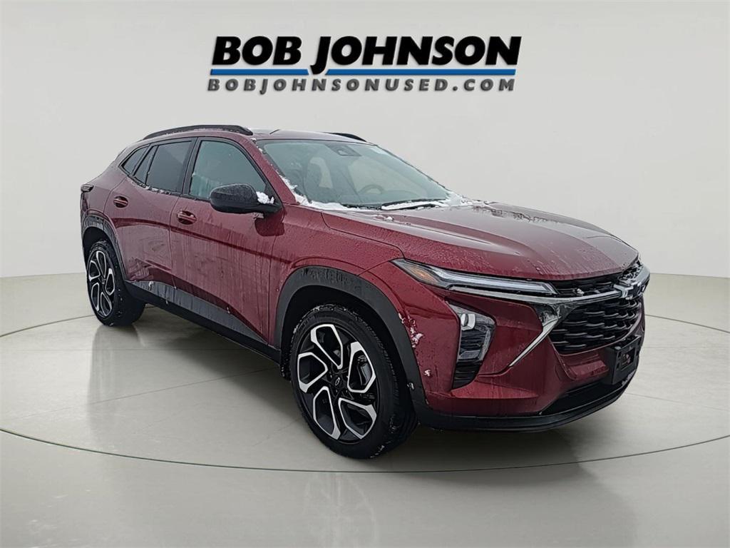 used 2025 Chevrolet Trax car, priced at $22,495