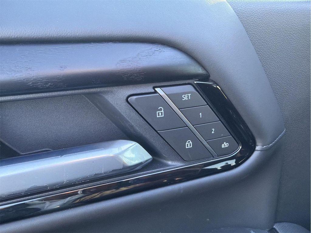 used 2025 GMC Sierra 2500 car, priced at $75,995