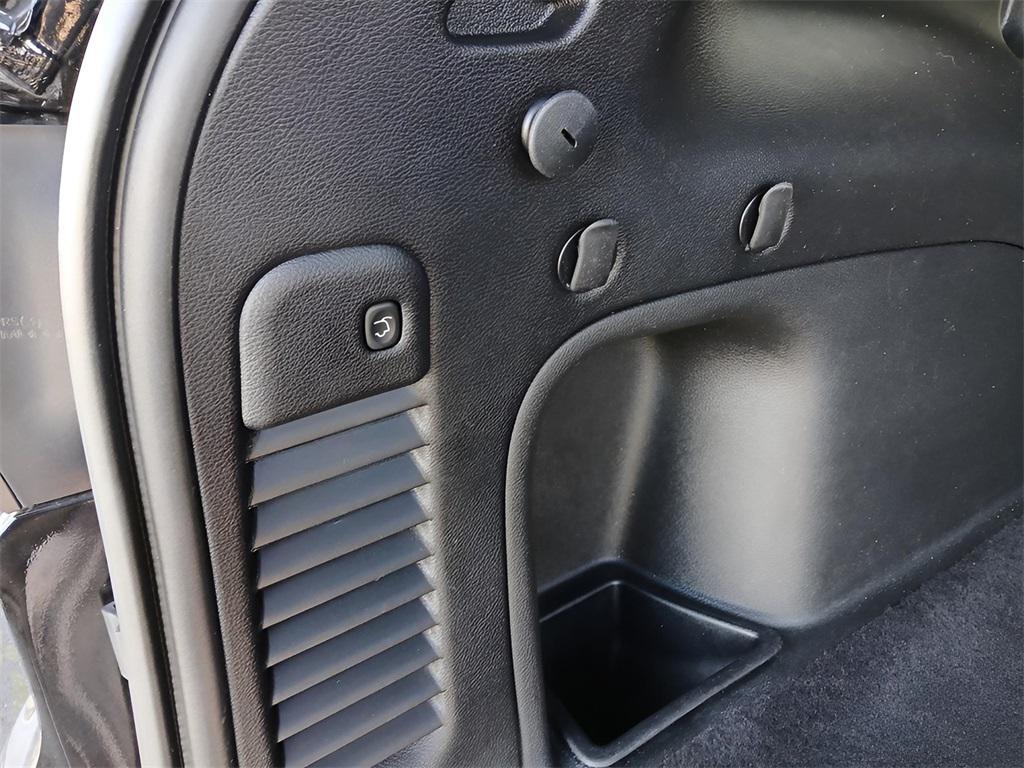 used 2021 Jeep Grand Cherokee car, priced at $26,339