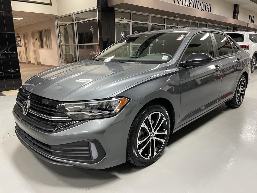 used 2024 Volkswagen Jetta car, priced at $18,813