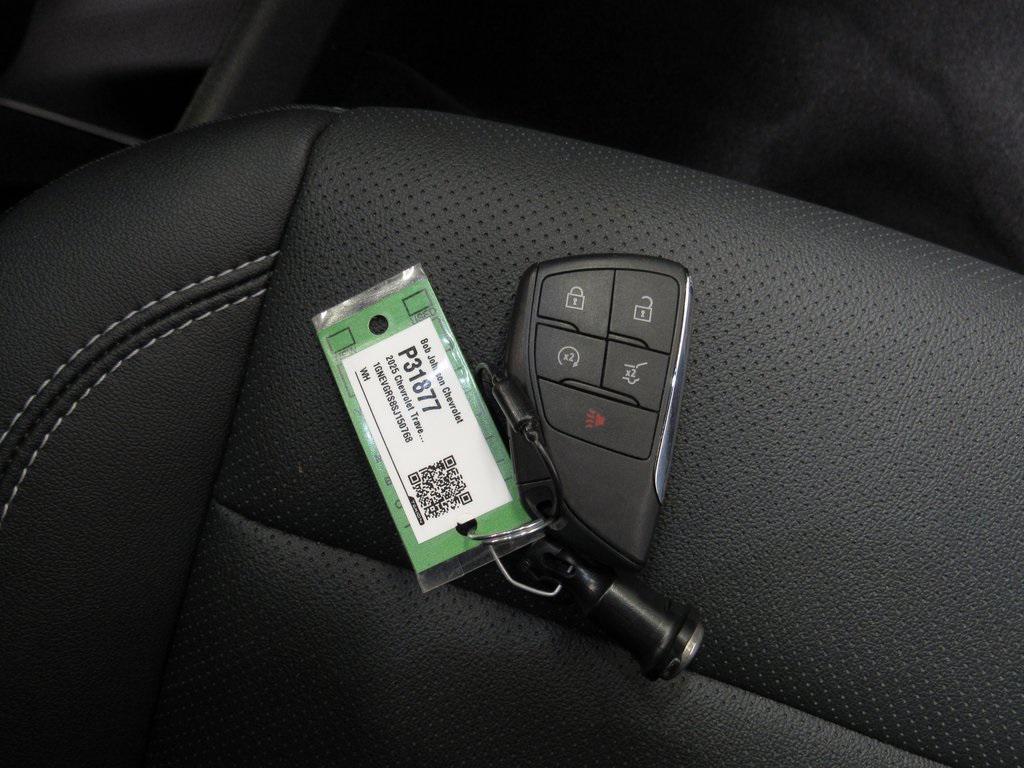 used 2025 Chevrolet Traverse car, priced at $38,947