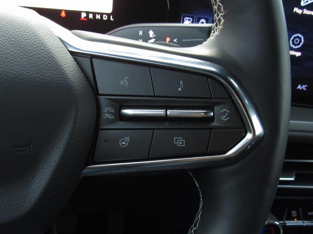 used 2025 Chevrolet Traverse car, priced at $38,947