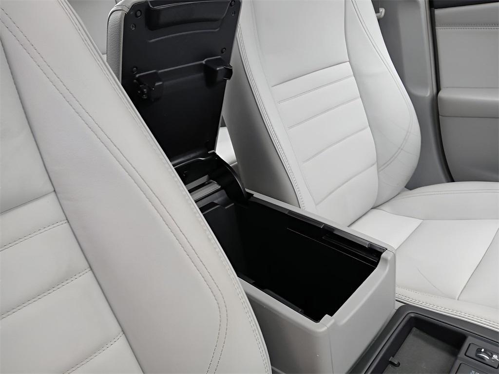 used 2017 Toyota Camry Hybrid car, priced at $16,747