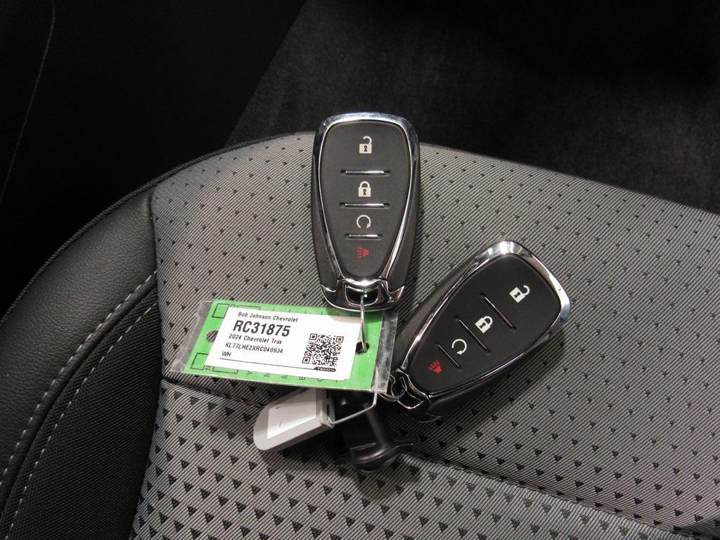 used 2024 Chevrolet Trax car, priced at $20,769