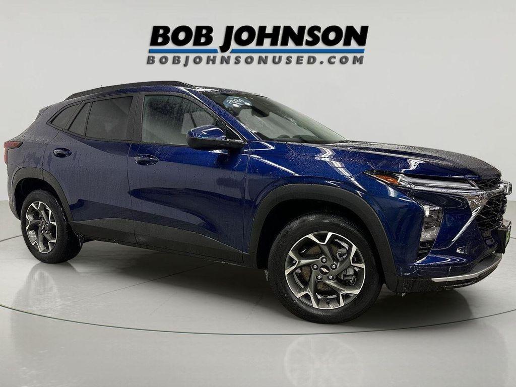 used 2024 Chevrolet Trax car, priced at $19,912