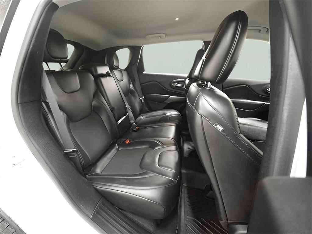 used 2020 Jeep Cherokee car, priced at $15,896