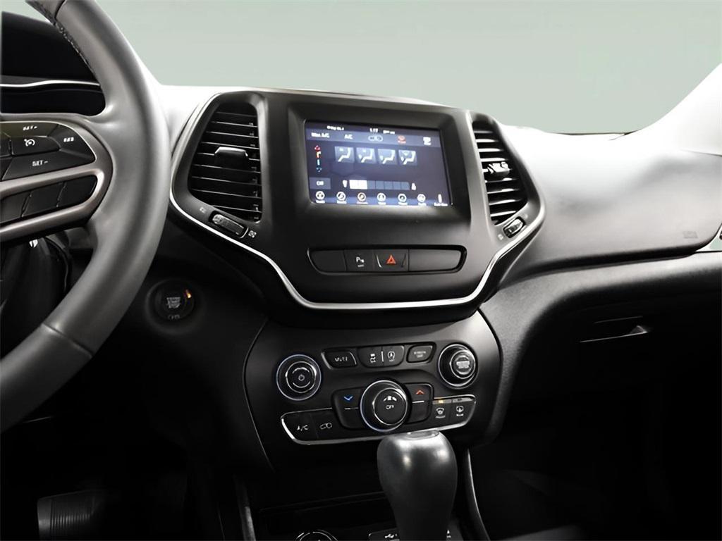 used 2020 Jeep Cherokee car, priced at $15,896