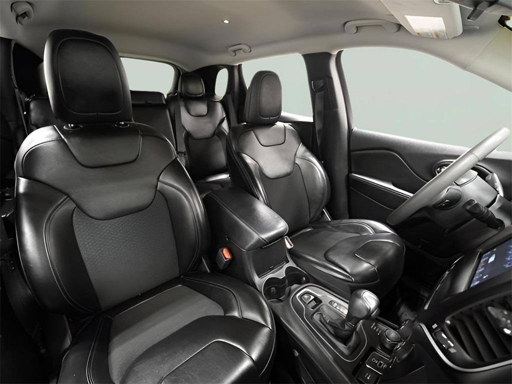 used 2020 Jeep Cherokee car, priced at $15,896