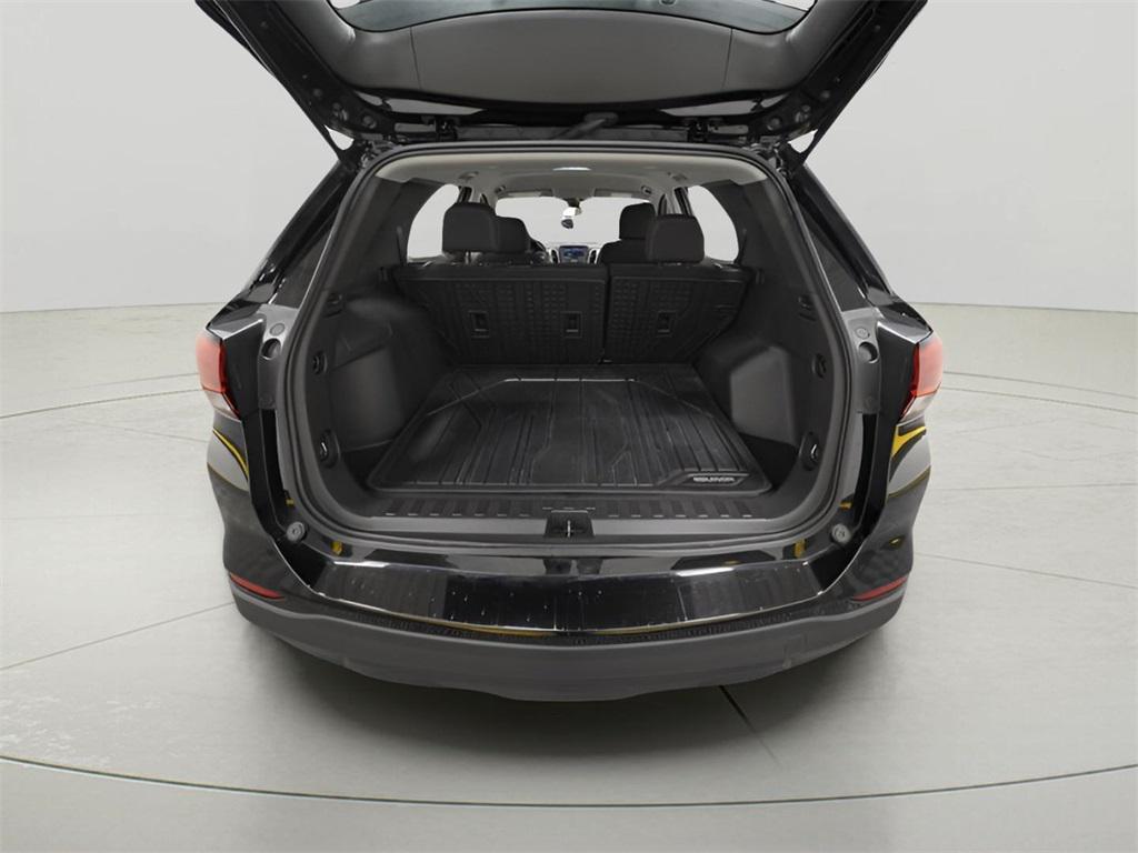 used 2024 Chevrolet Equinox car, priced at $20,921