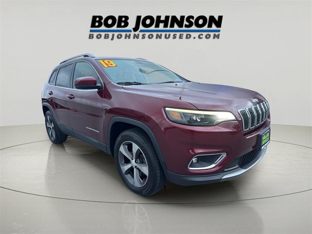 used 2019 Jeep Cherokee car, priced at $17,147