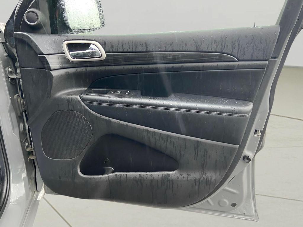 used 2020 Jeep Grand Cherokee car, priced at $17,503