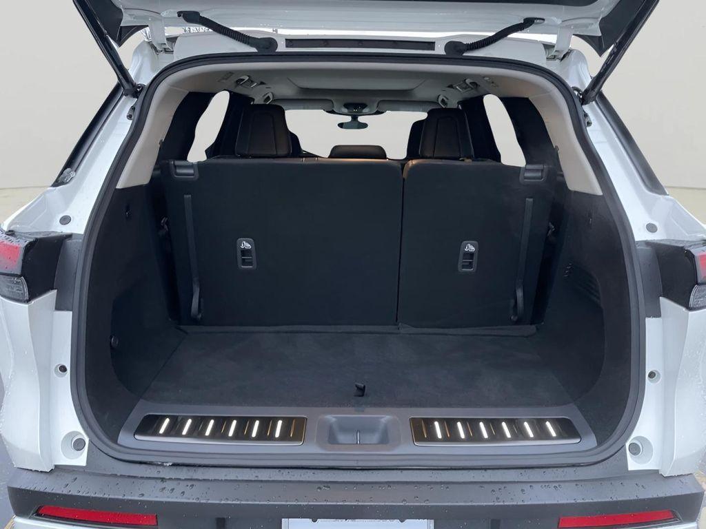 used 2025 INFINITI QX60 car, priced at $45,598