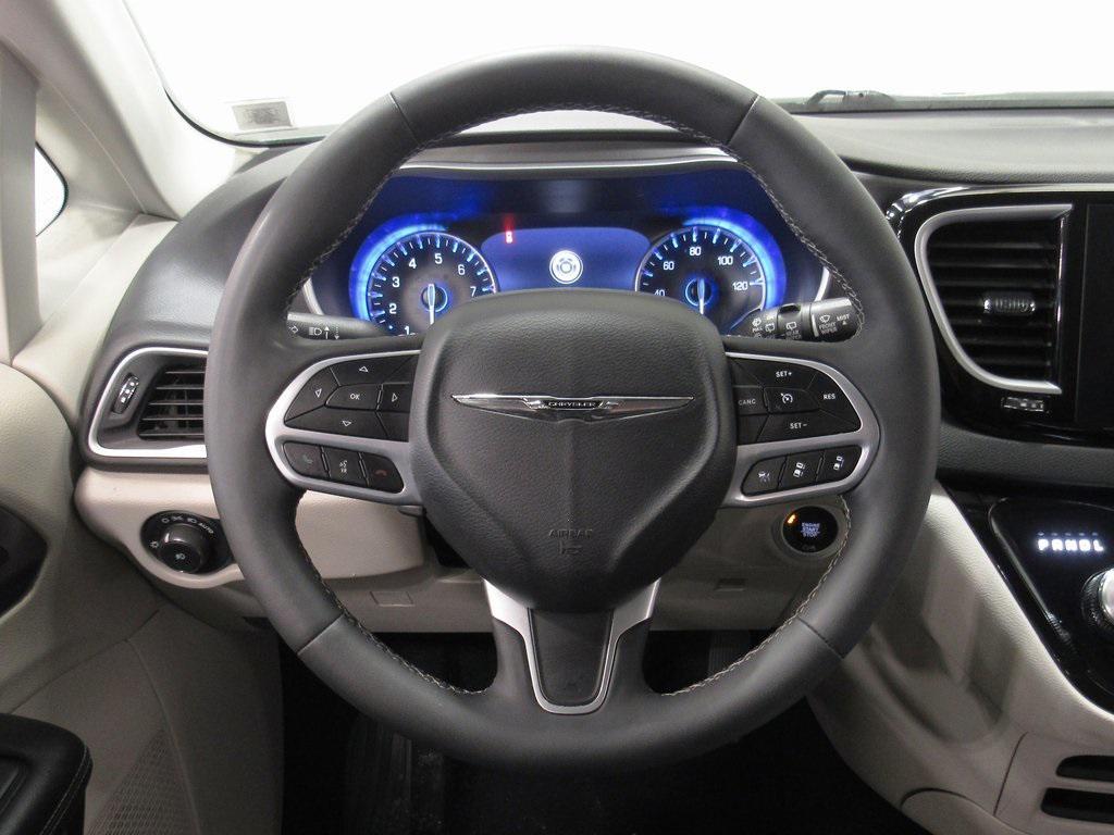 used 2024 Chrysler Pacifica car, priced at $29,839