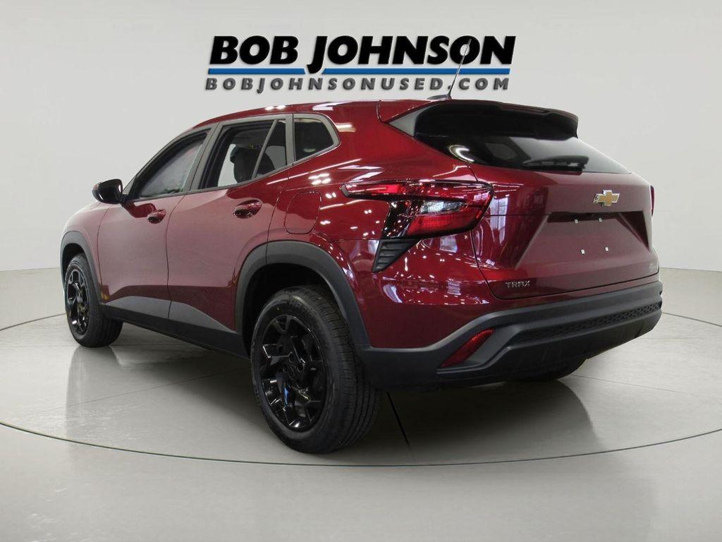 used 2024 Chevrolet Trax car, priced at $19,670