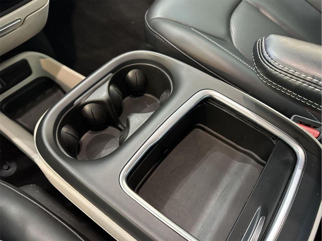 used 2023 Chrysler Pacifica car, priced at $25,992