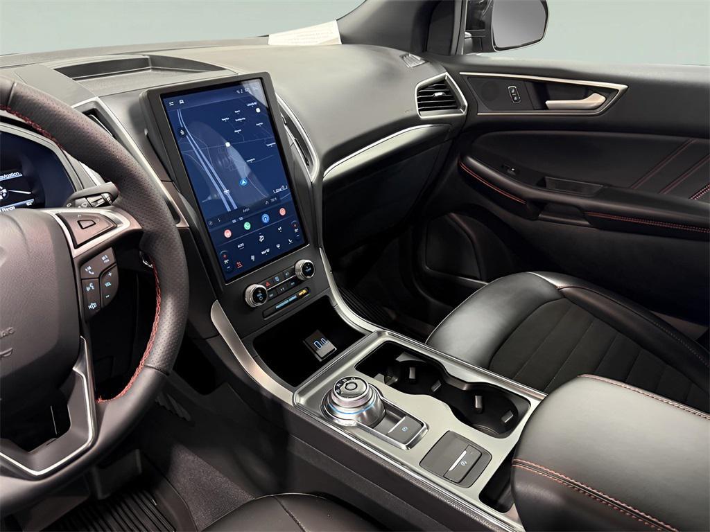 used 2024 Ford Edge car, priced at $34,200