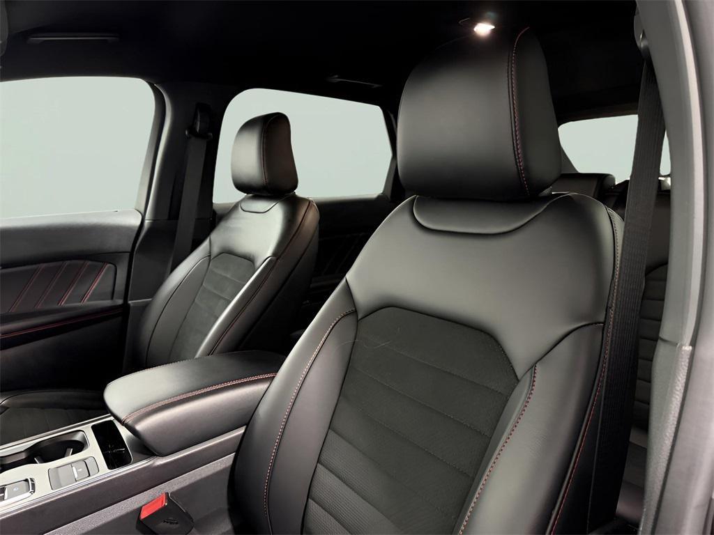 used 2024 Ford Edge car, priced at $34,200