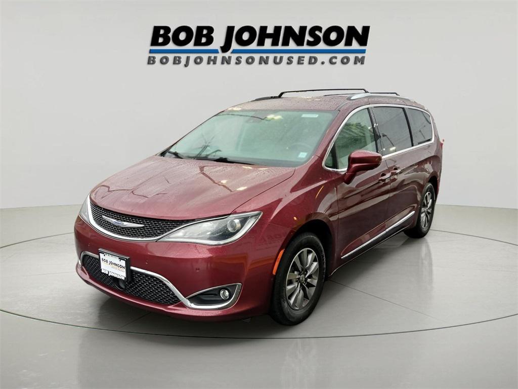 used 2020 Chrysler Pacifica car, priced at $16,929