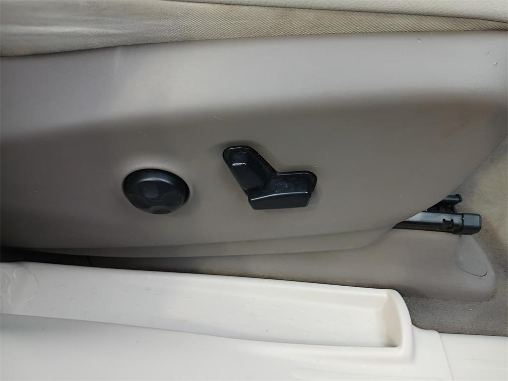 used 2020 Chrysler Pacifica car, priced at $16,929