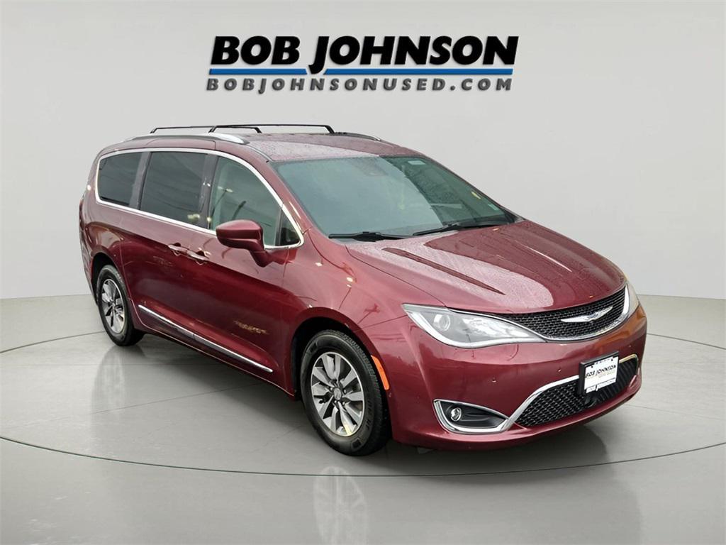 used 2020 Chrysler Pacifica car, priced at $16,929