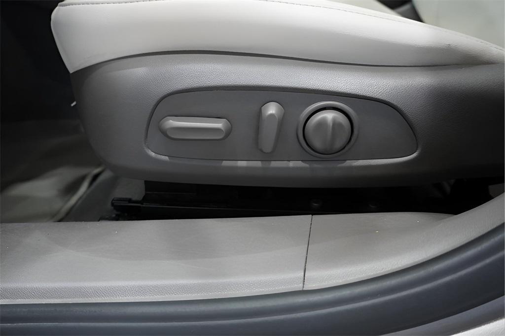 used 2022 Chevrolet Malibu car, priced at $17,992