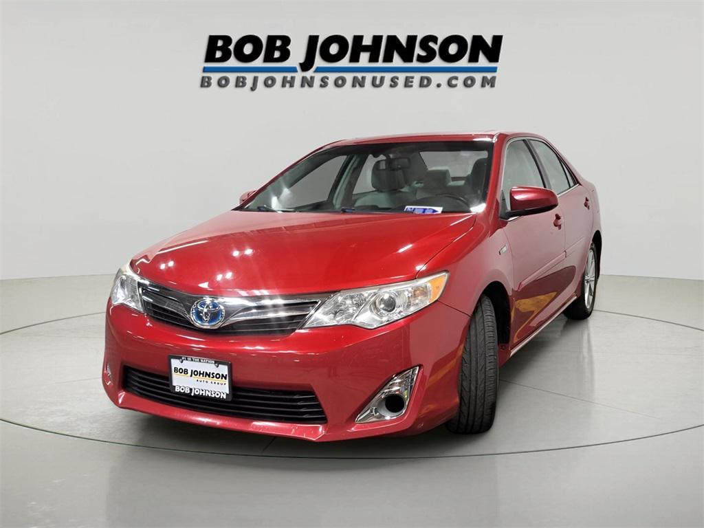 used 2014 Toyota Camry Hybrid car, priced at $12,910