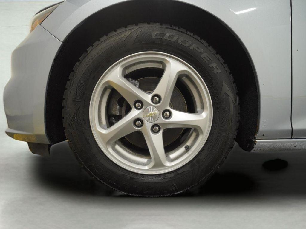 used 2017 Chevrolet Malibu car, priced at $9,502