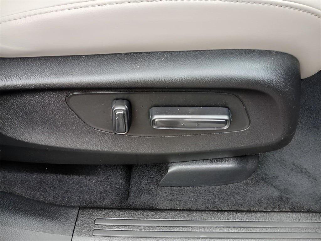 used 2025 Honda CR-V car, priced at $32,349