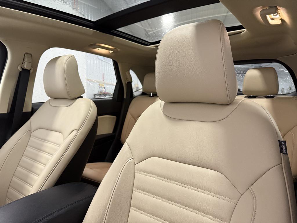 used 2024 Ford Edge car, priced at $31,957