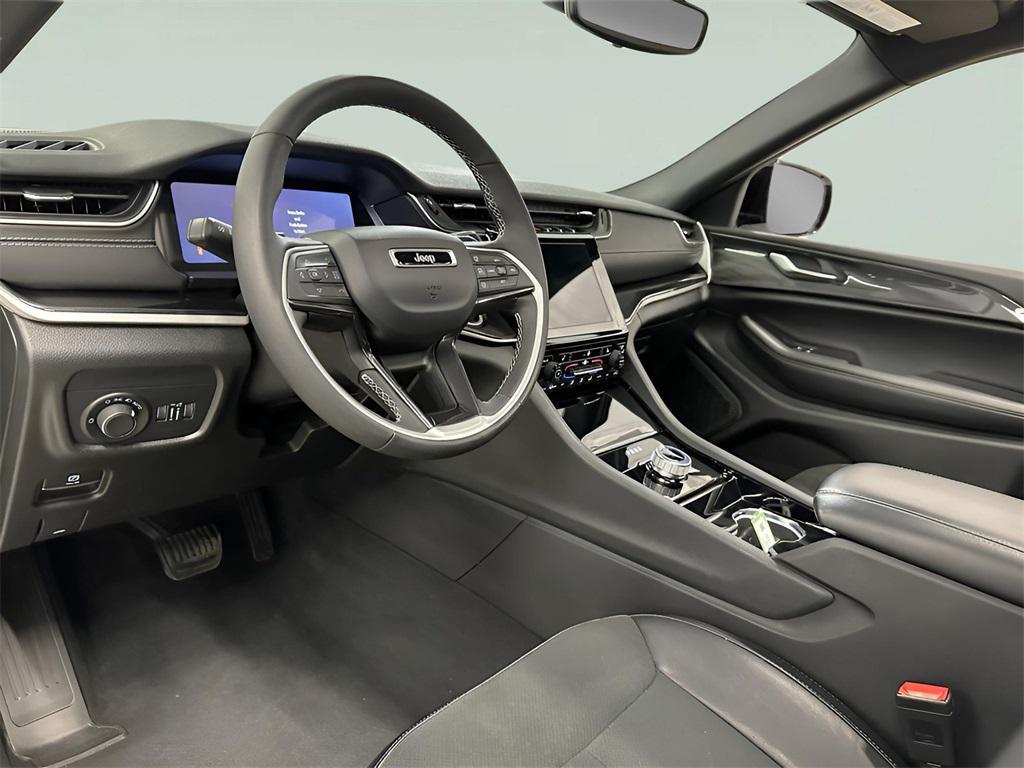 used 2023 Jeep Grand Cherokee car, priced at $29,750