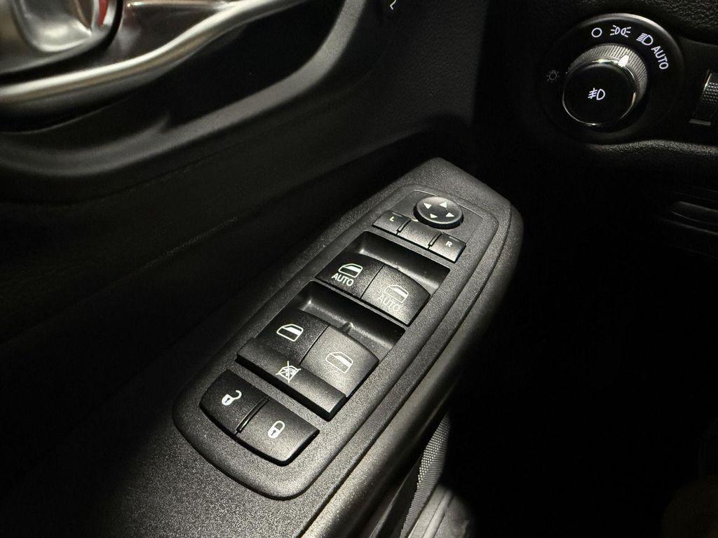 used 2019 Jeep Cherokee car, priced at $19,887