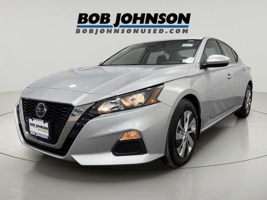 used 2022 Nissan Altima car, priced at $18,300