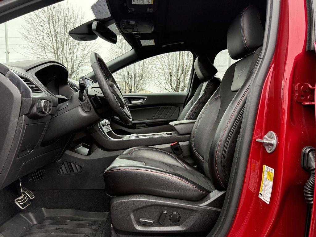 used 2023 Ford Edge car, priced at $30,935