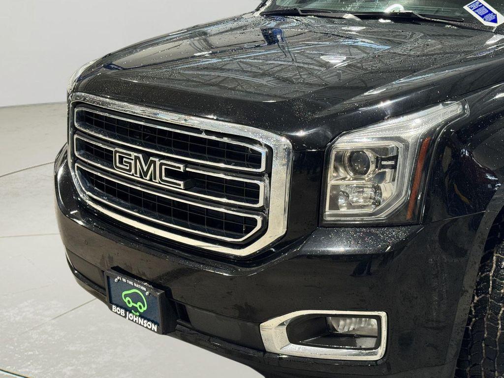 used 2020 GMC Yukon car, priced at $25,990