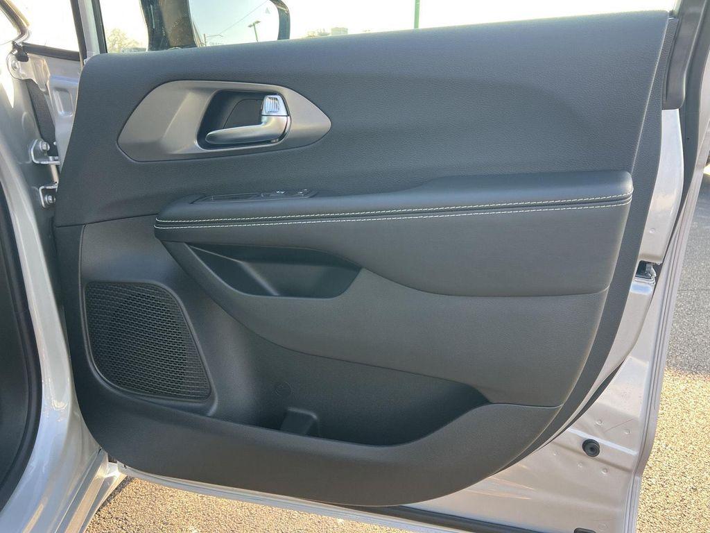 new 2026 Chrysler Voyager car, priced at $41,320